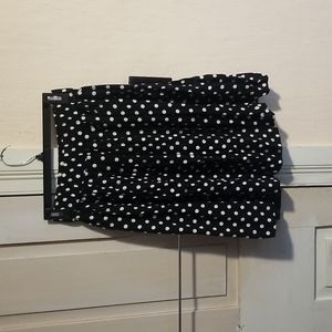 Back and white pokadot skirt, S/M mid length